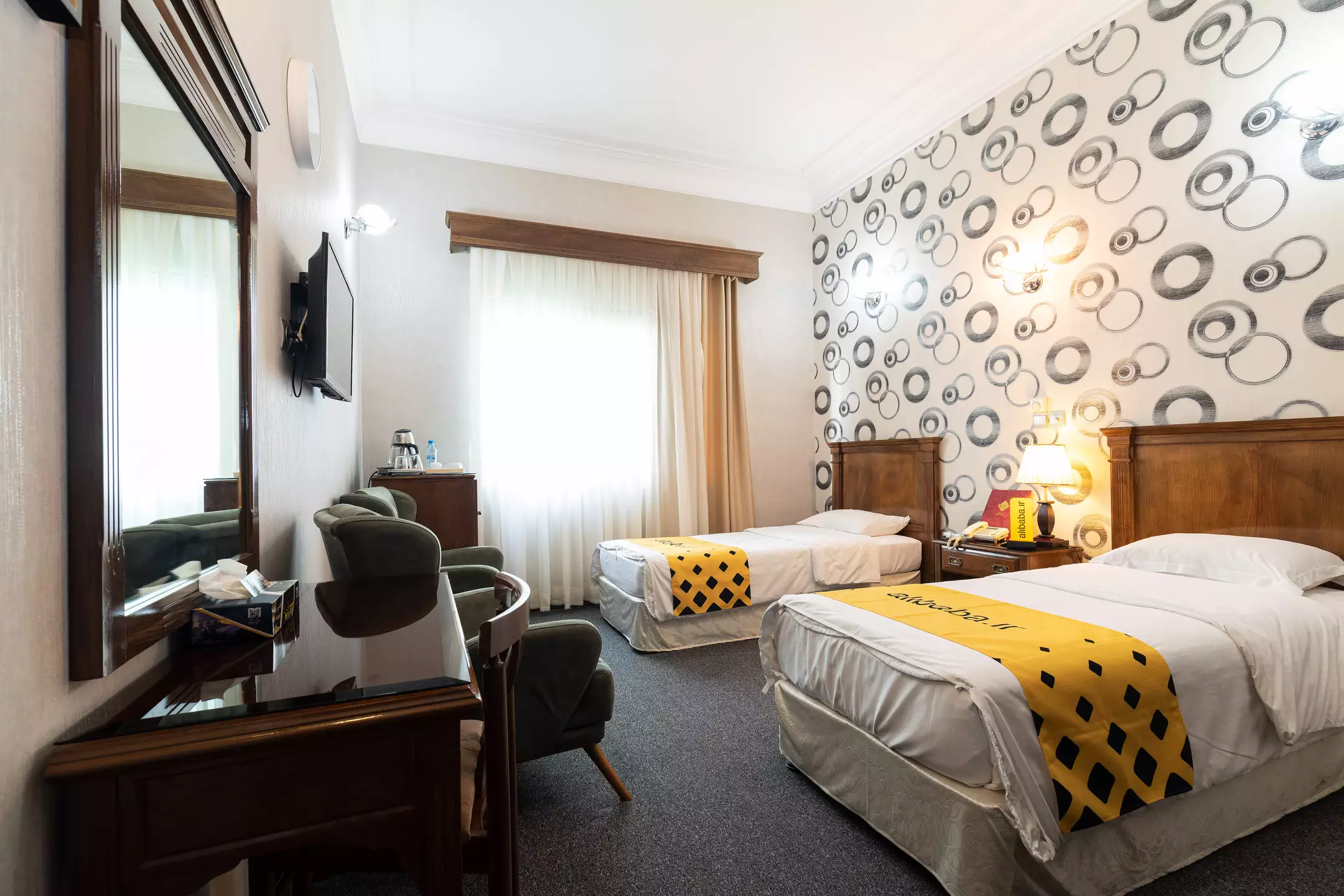 هتل ارم تهران